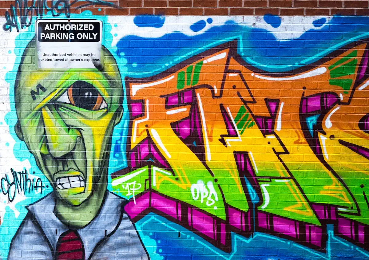 Limpieza de grafitis en fachadas Madrid: Recupera la imagen de tu propiedad